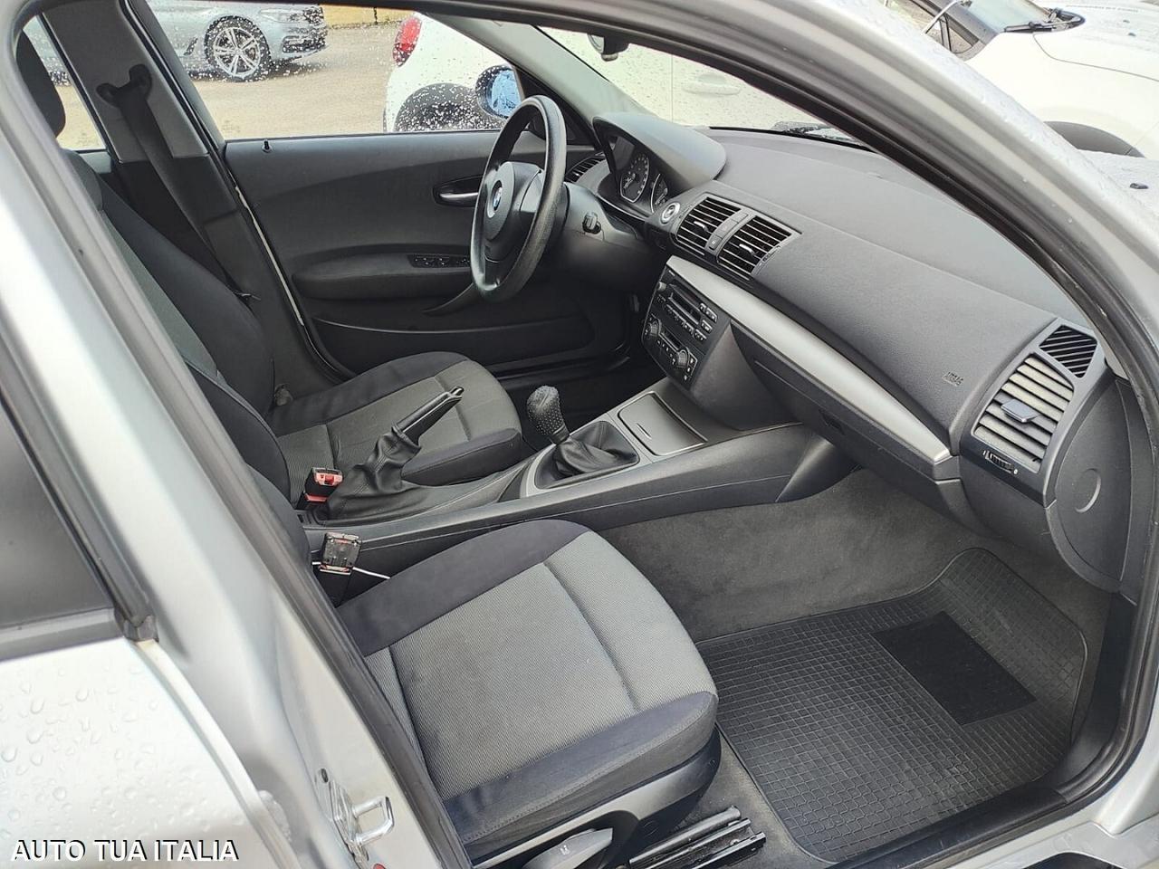 BMW SERIE 1 118D 5P Attiva