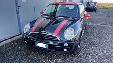 Mini Cooper 1.4 - diesel
