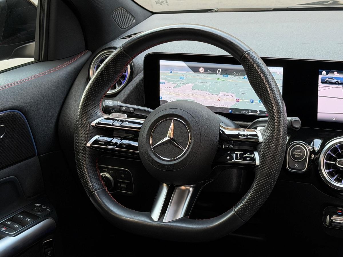 New Mercedes GLA 200d Premium AMG Night Edition