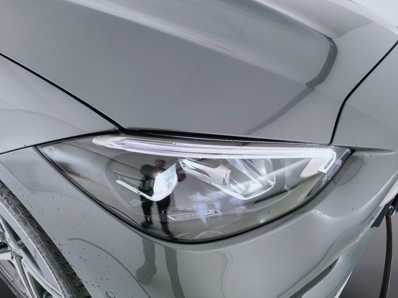 Mercedes-Benz Classe C-W206 Berlina 2021 - C 220 d mhev AMG Line Advanced 200cv auto