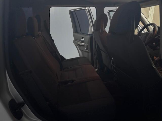 Land Rover Discovery 3 2.7 TDV6 7 POSTI