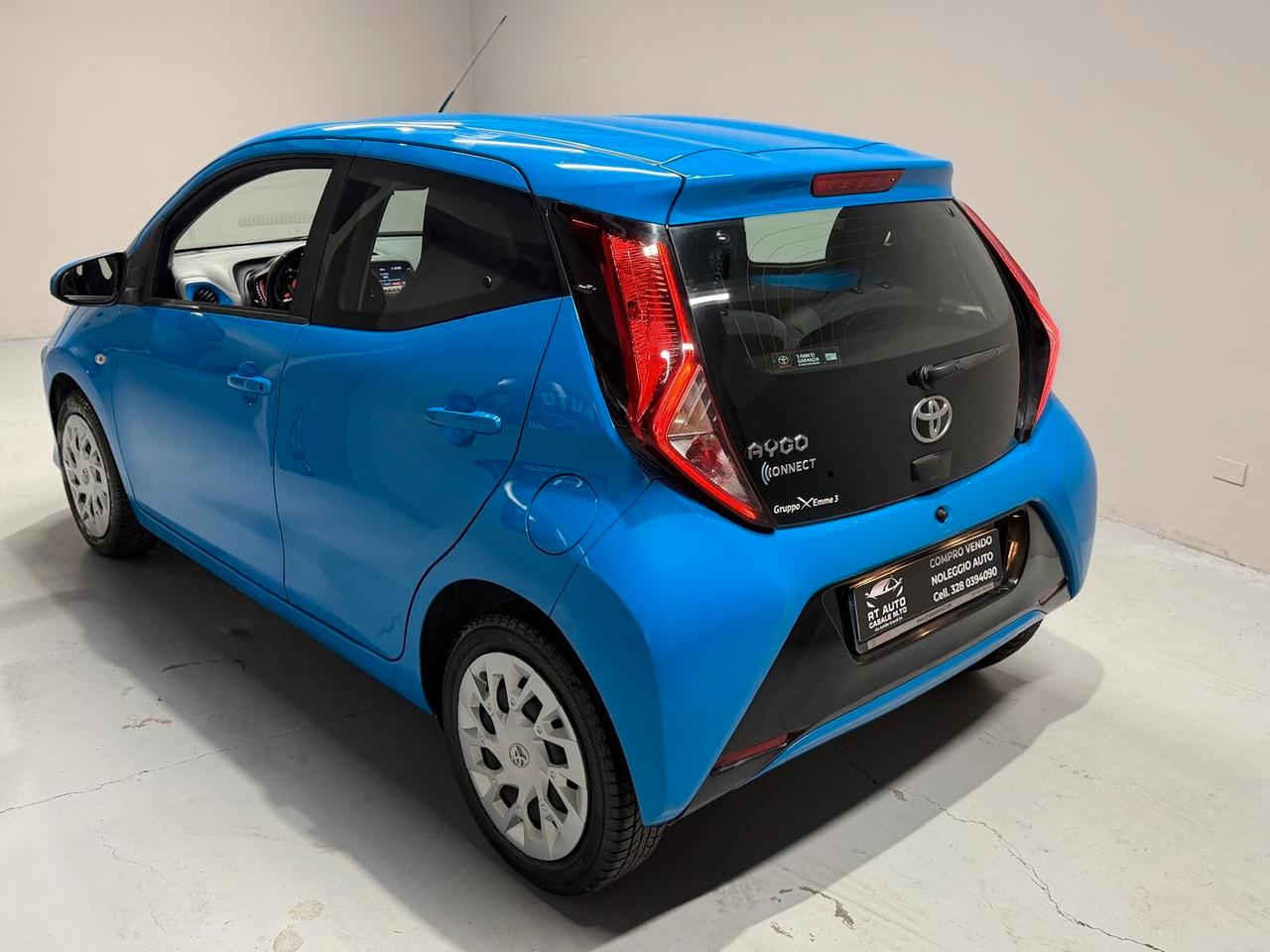 Toyota Aygo Connect 1.0 VVT-i 72 CV 5 porte x-clusiv