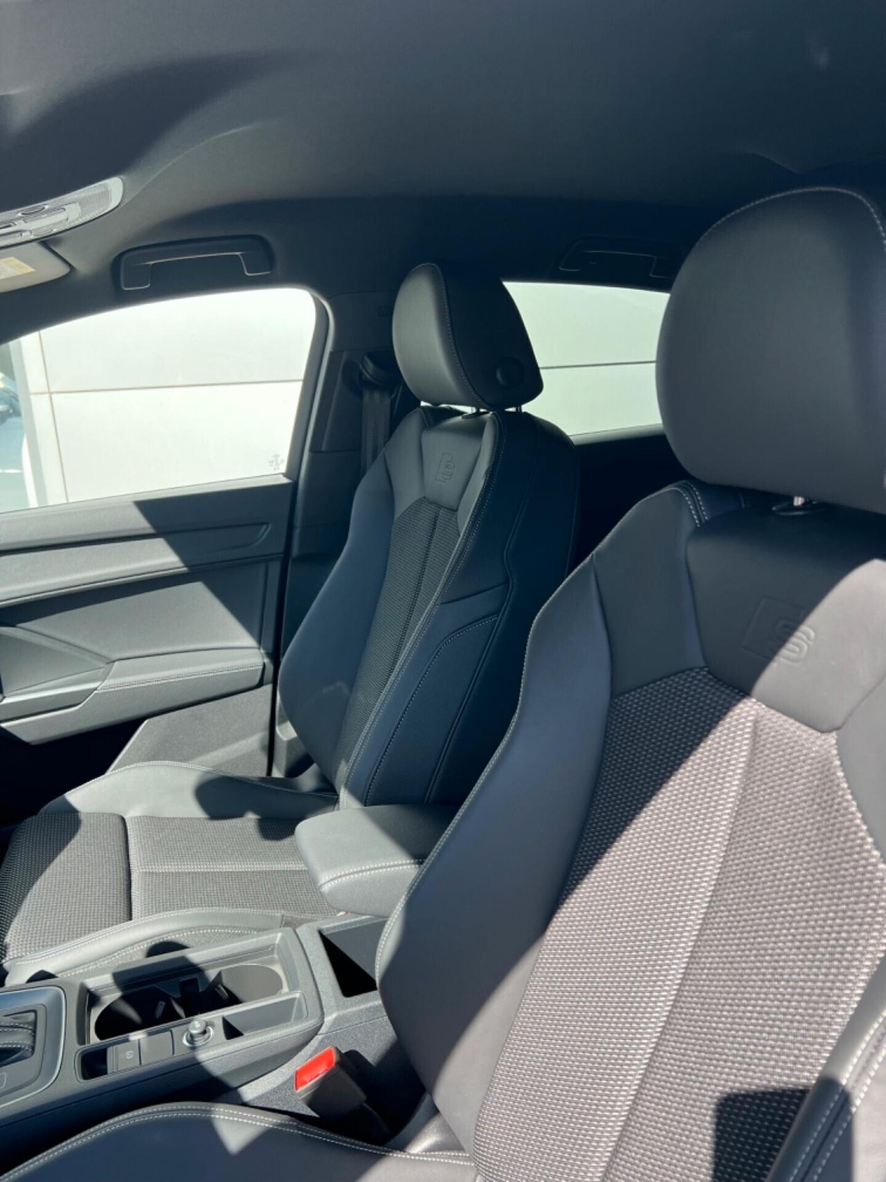 Audi Q3 SPB 35 tdi Sline possibilità noleggio noscoring