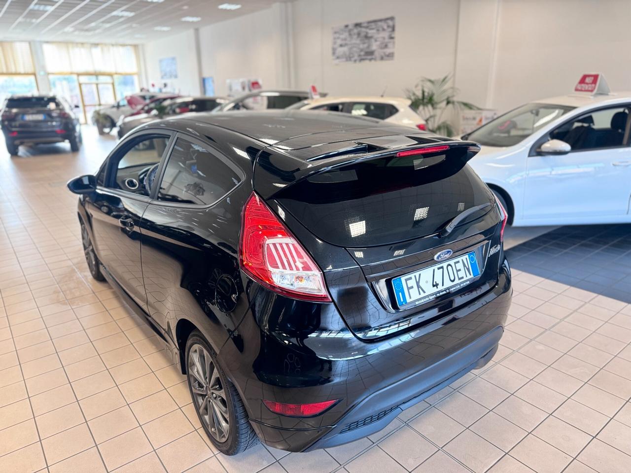 Ford Fiesta 1.5 TDCi 75CV 3 porte ST-Line