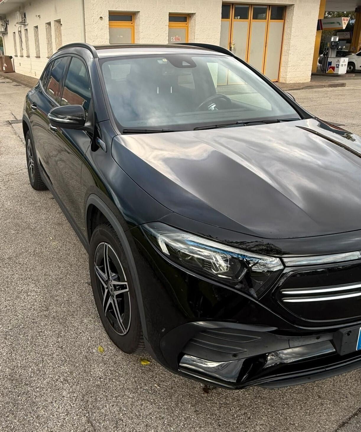 Mercedes-benz EQA 300 4Matic Premium AMG ***IN CONTO VENDITA - SU APPUNTAMENTO***