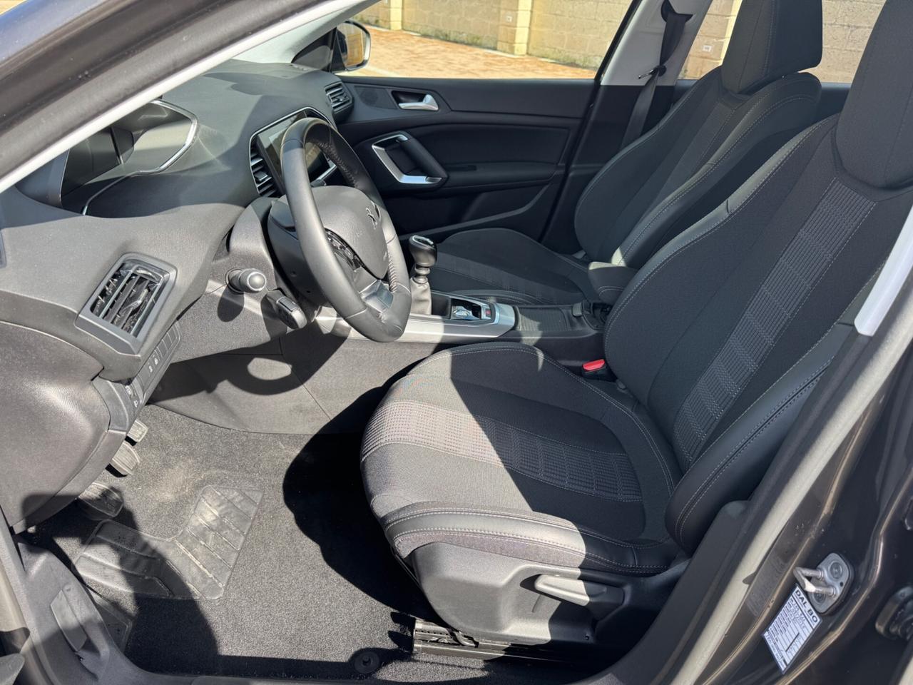 Peugeot 308 BlueHDi 130 SW Allure PACK