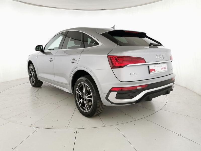 Audi Q5 Sportback 40 2.0 tdi mhev 12V S line quattro s-tronic