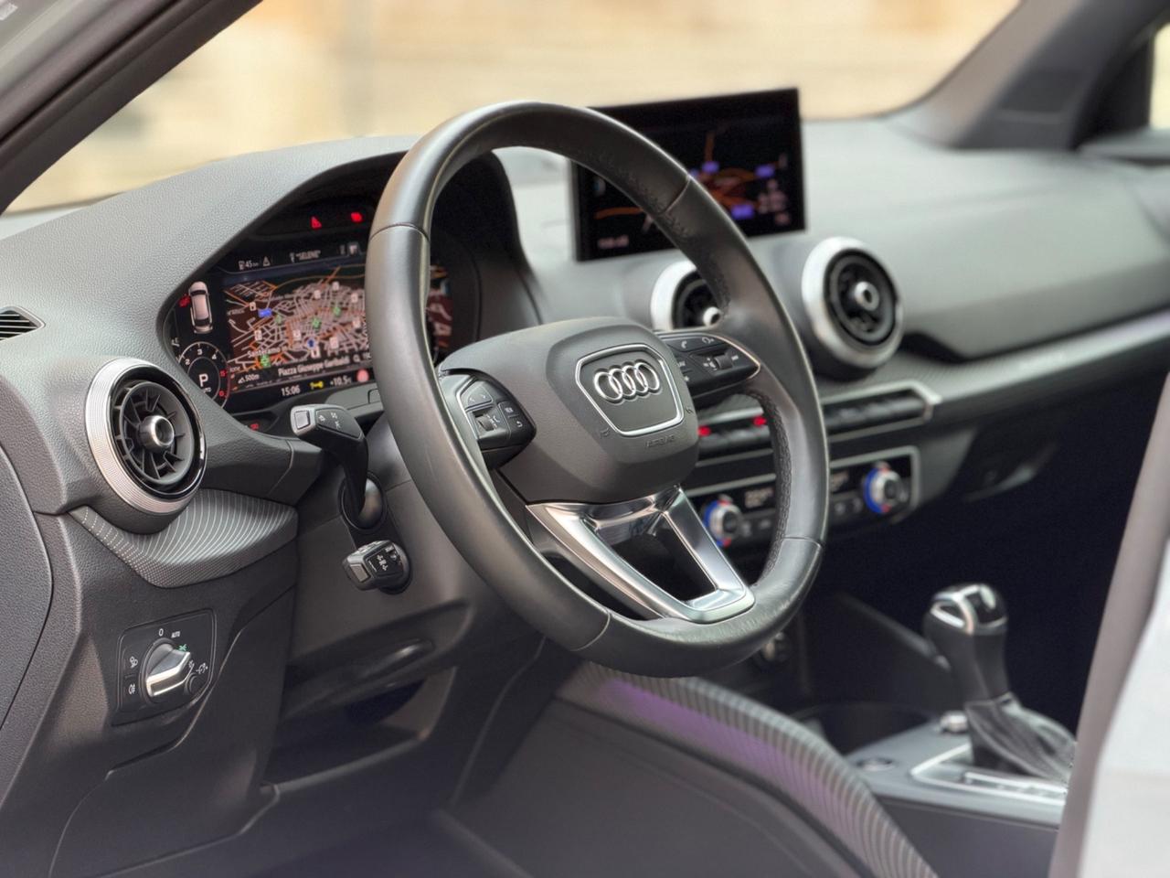 Audi Q2 35 TDI QUATTRO S-TRONIC S-LINE IDENTITY BLACK