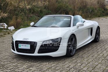 AUDI R8 Spyder 5.2 V10 FSI quattro R tronic