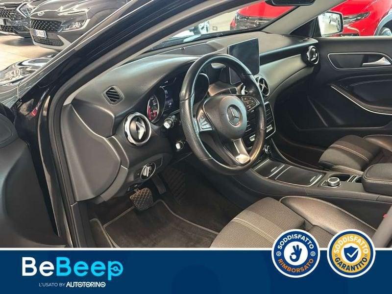 Mercedes-Benz GLA 180 SPORT AUTO