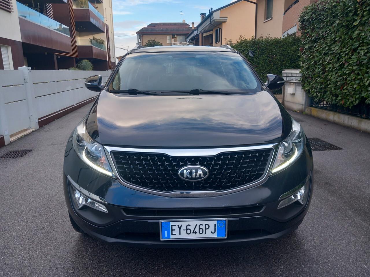 Kia Sportage 1.7 CRDI VGT 2WD high tech tua a € 199 mese