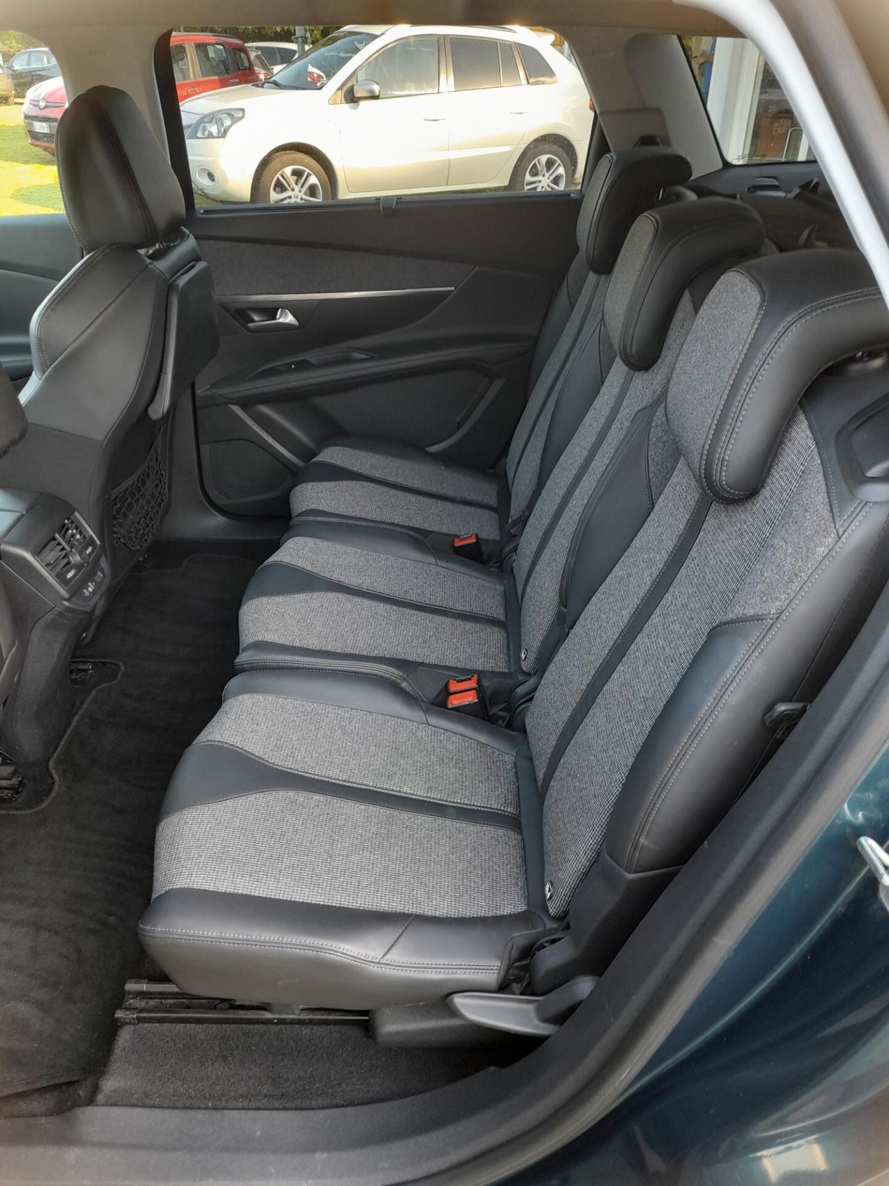 Peugeot 5008 BlueHDi EAT6 Allure 7 POSTI