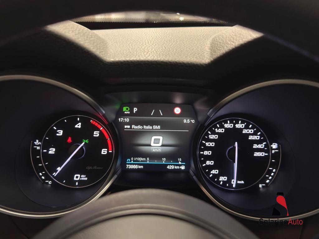 Alfa Romeo Stelvio 2.2 t Veloce First Edition Q4 210cv auto