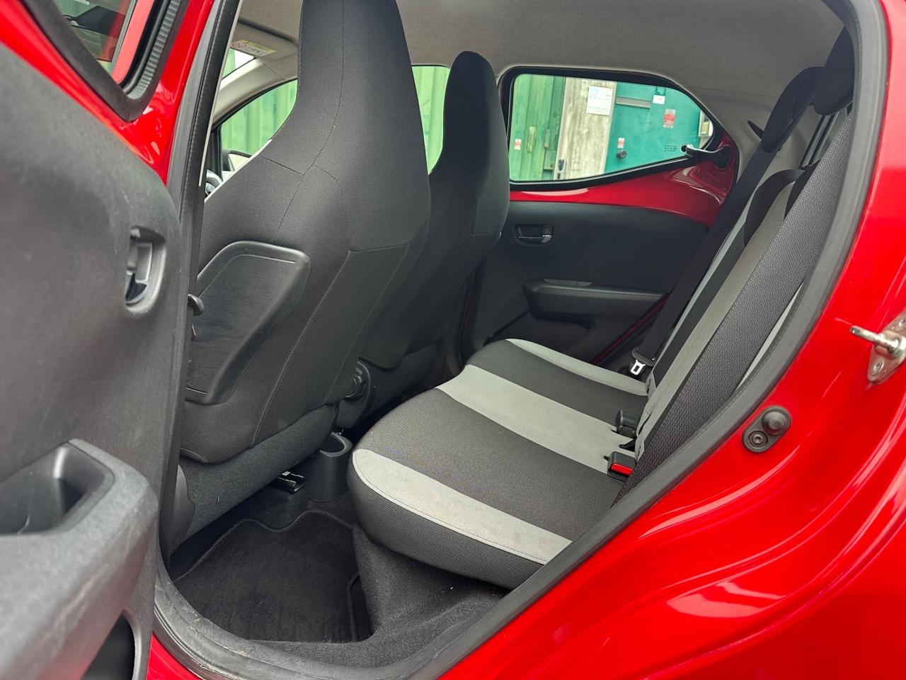 Toyota Aygo 1.0 VVT-i 69 CV 5 TSS MMT