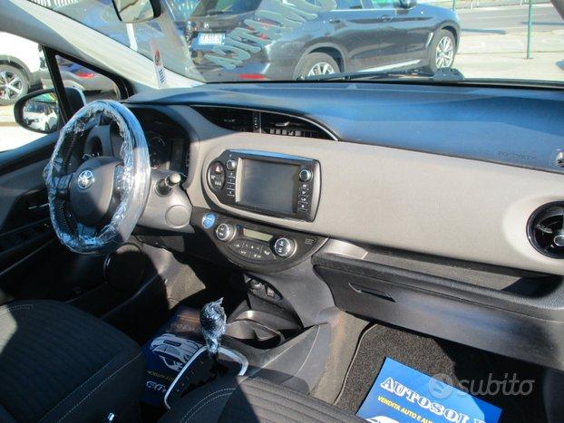 Toyota Yaris 1.5 HYBRID AUTOMATICA KM CERTIFICATI
