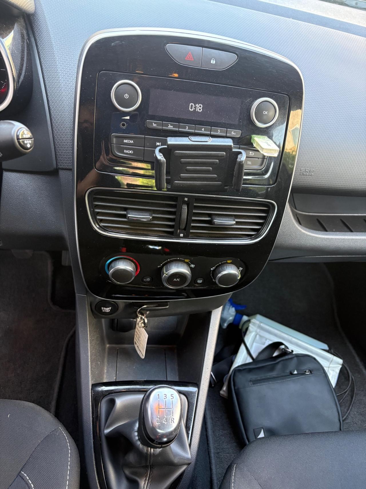 Renault Clio 1.2 75CV 5 porte Life limited