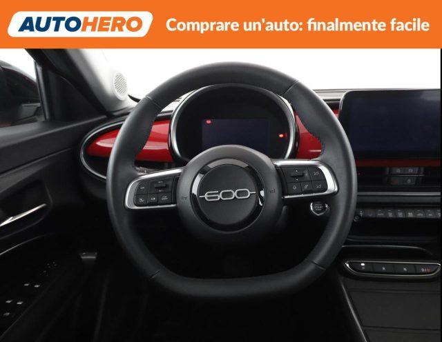 FIAT 600e Red