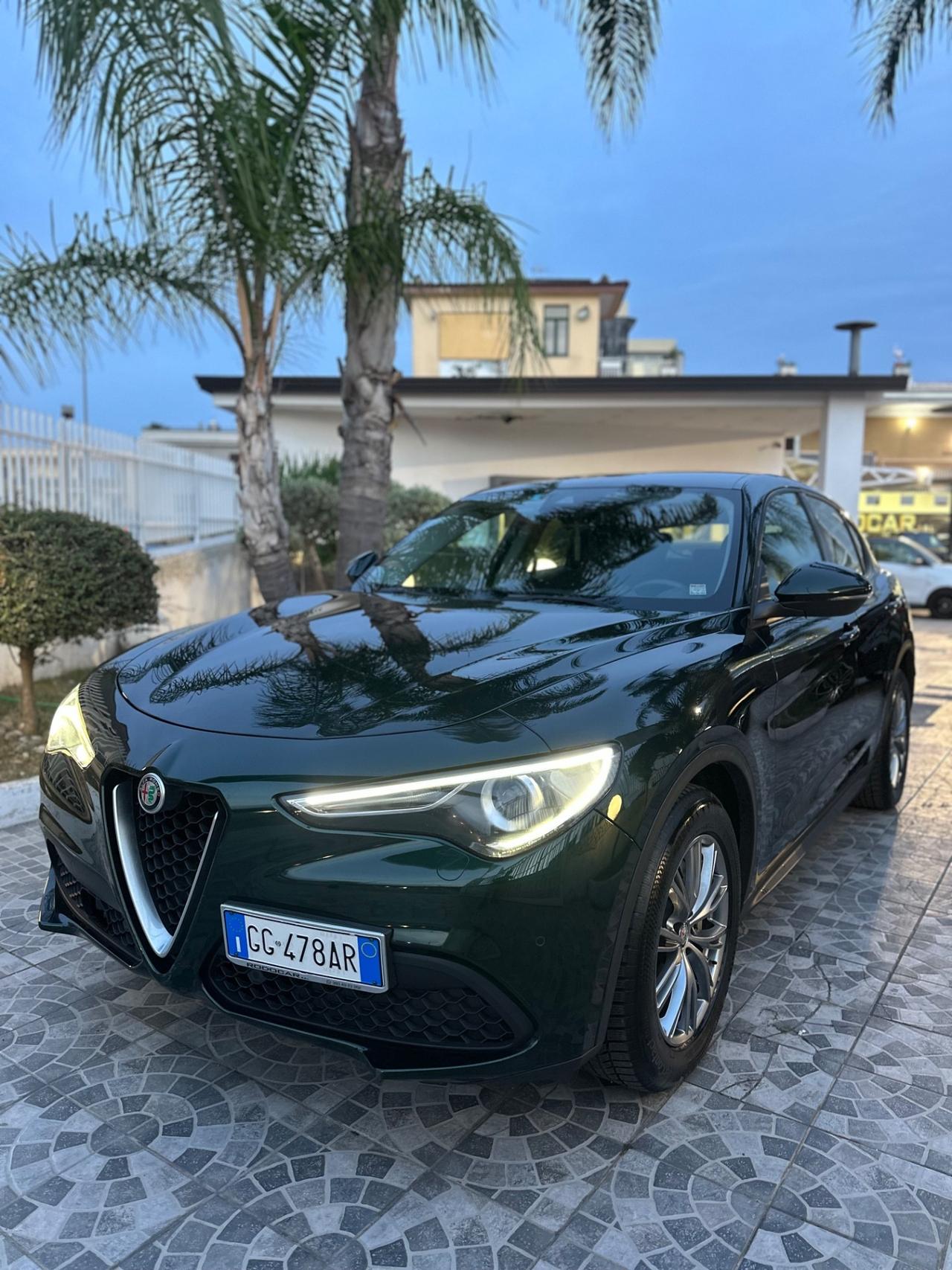Alfa Romeo Stelvio 2.2 Turbodiesel 160 CV AT8 RWD Business