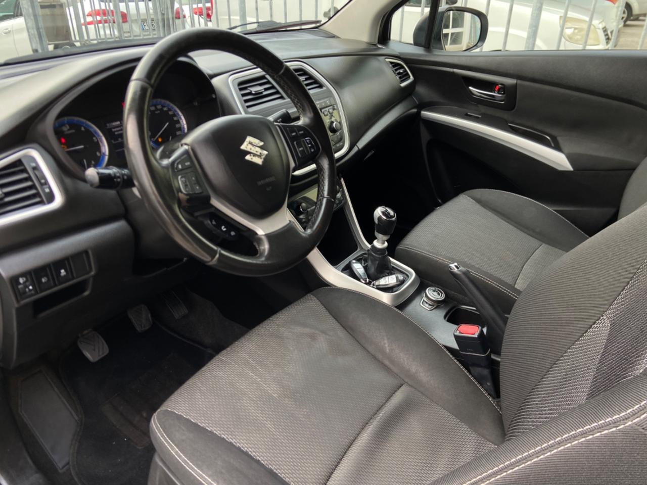 Suzuki S-Cross 1.6 DDiS 4WD All Grip Top GRANDINATA