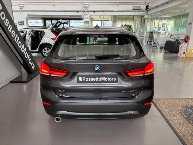 BMW X1 xDrive25e Adv. Plug-In 4x4