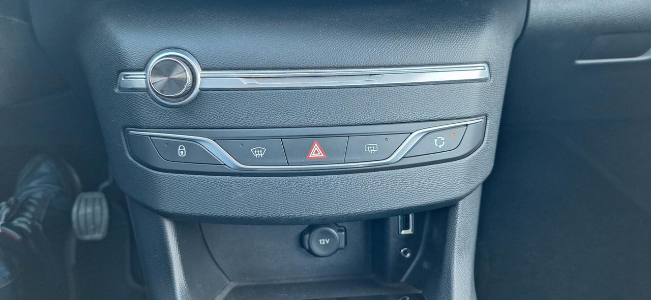 Peugeot 308 BlueHDi 120 S&S SW Business