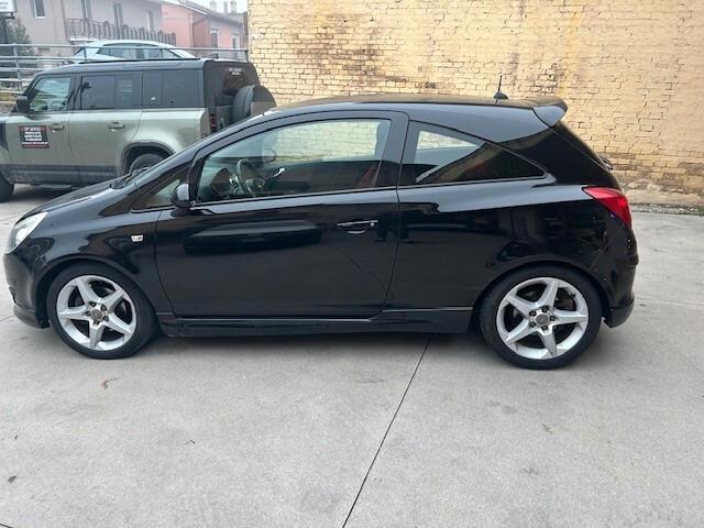 Opel Corsa 1.7 CDTI 125CV 3 porte GSI