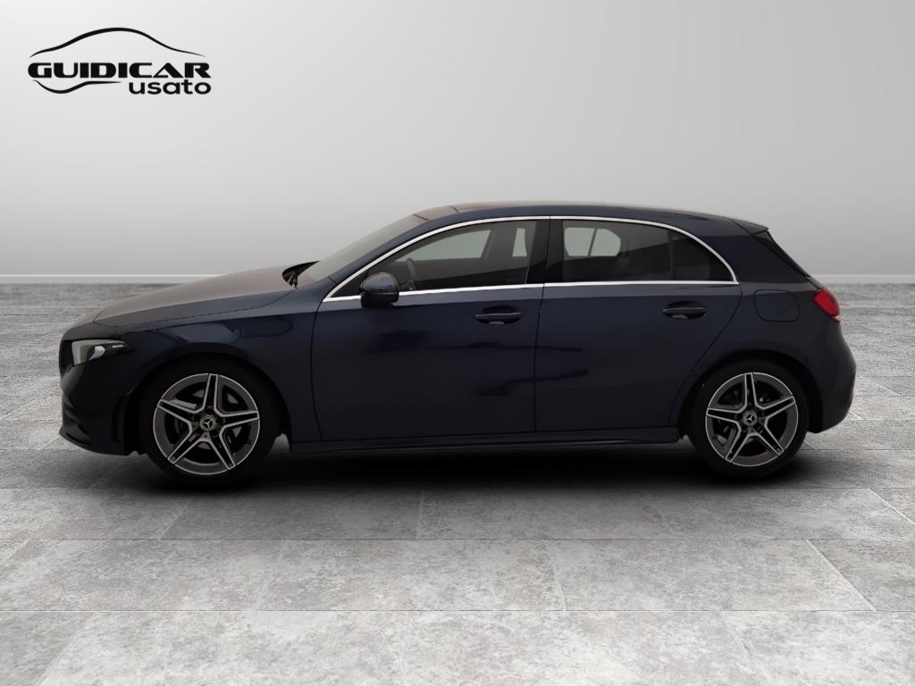 Mercedes-Benz Classe A - W177 2018 - A 200 d Premium Night edition auto
