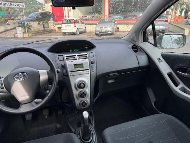TOYOTA Yaris 2ª serie Yaris 1.4 D-4D 5 porte Sol