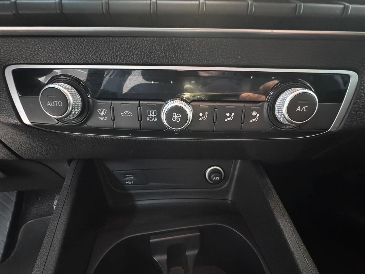 Audi Q2 30 TDI S tronic Business