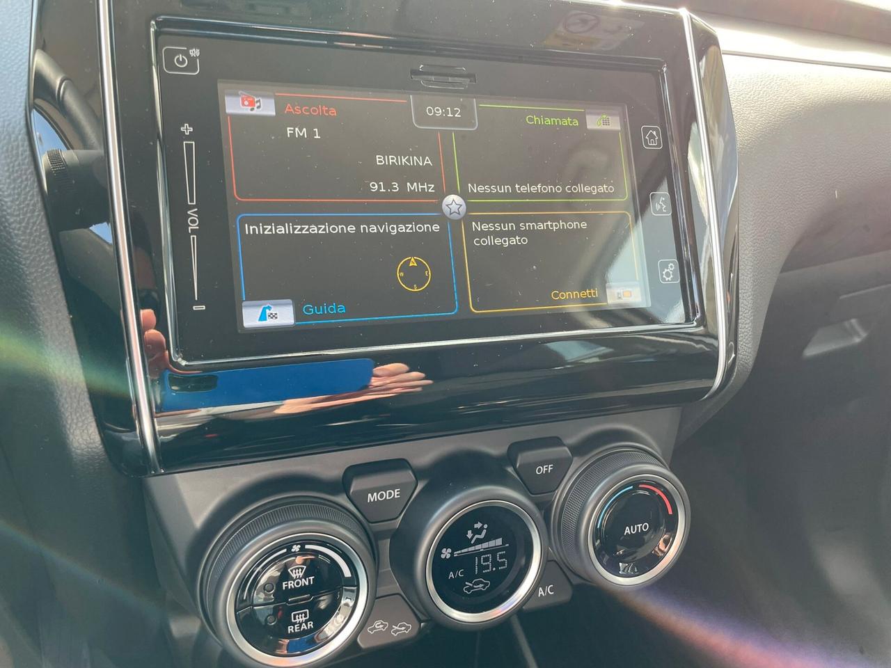 Suzuki Swift 1.2 Hybrid Top