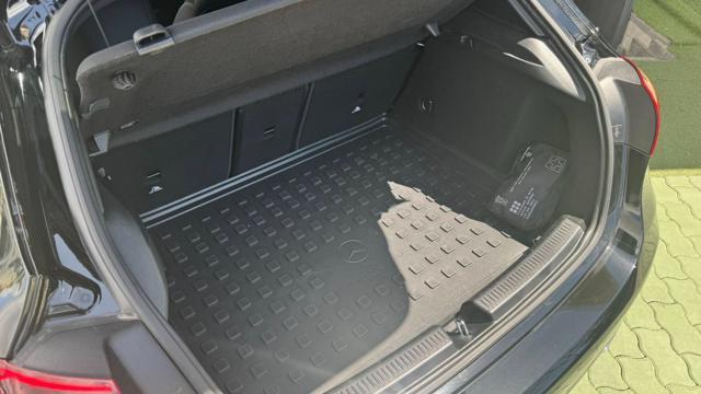 MERCEDES-BENZ A 180 Automatic AMG Line Premium Plus