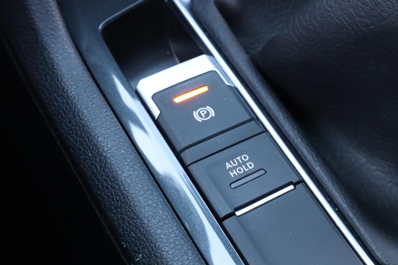 Volkswagen Tiguan 1.5 TSI LIFE ACC LED SOLO 29.000 KM!