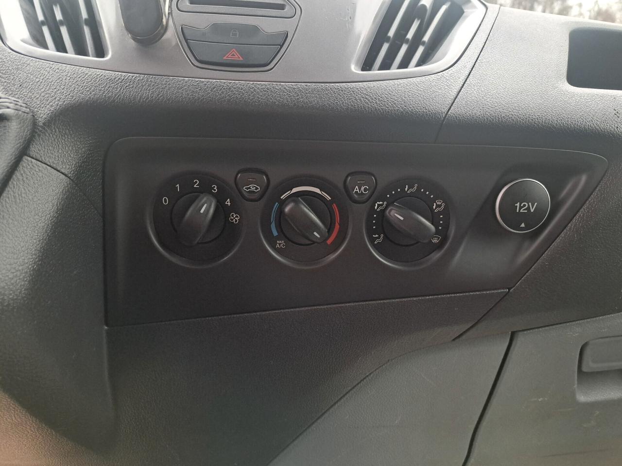 Ford Transit Custom 2.2 TDCi 125CV /MOTORE NUOVO/GANCIO TRAINO