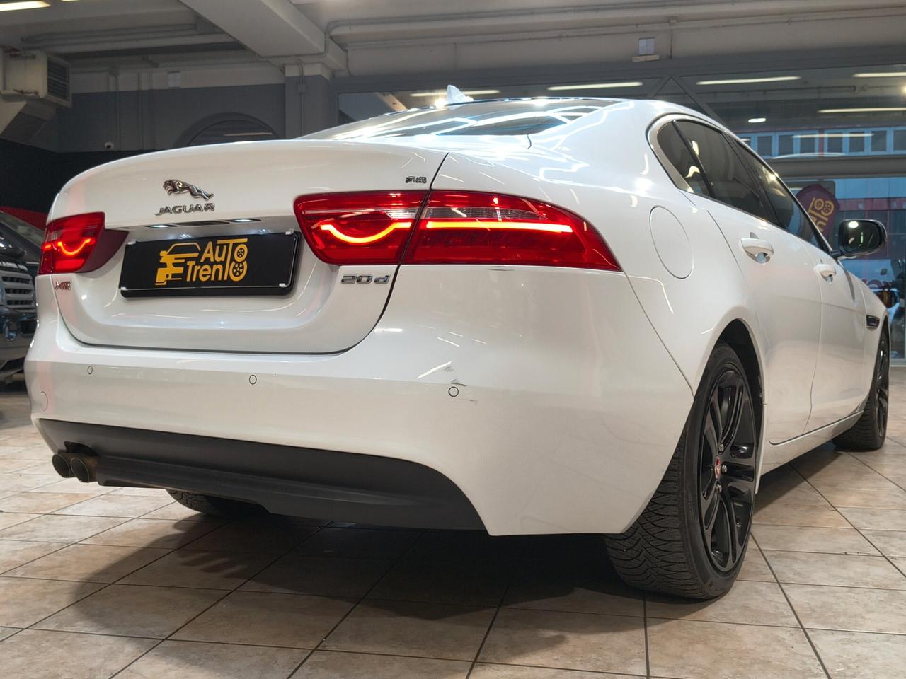 Jaguar XE 2.0 D Turbo 180CV aut. Portfolio