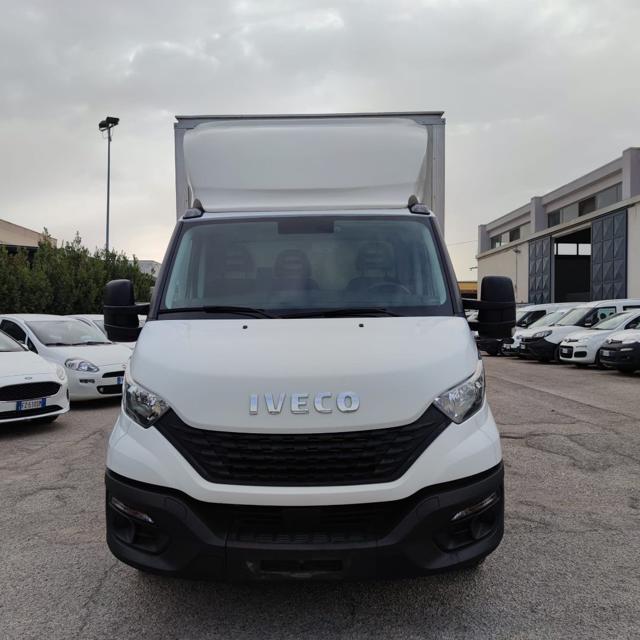 IVECO DAILY 35C16 3.0 BOX CON SPONDA 3 POSTI - 2021