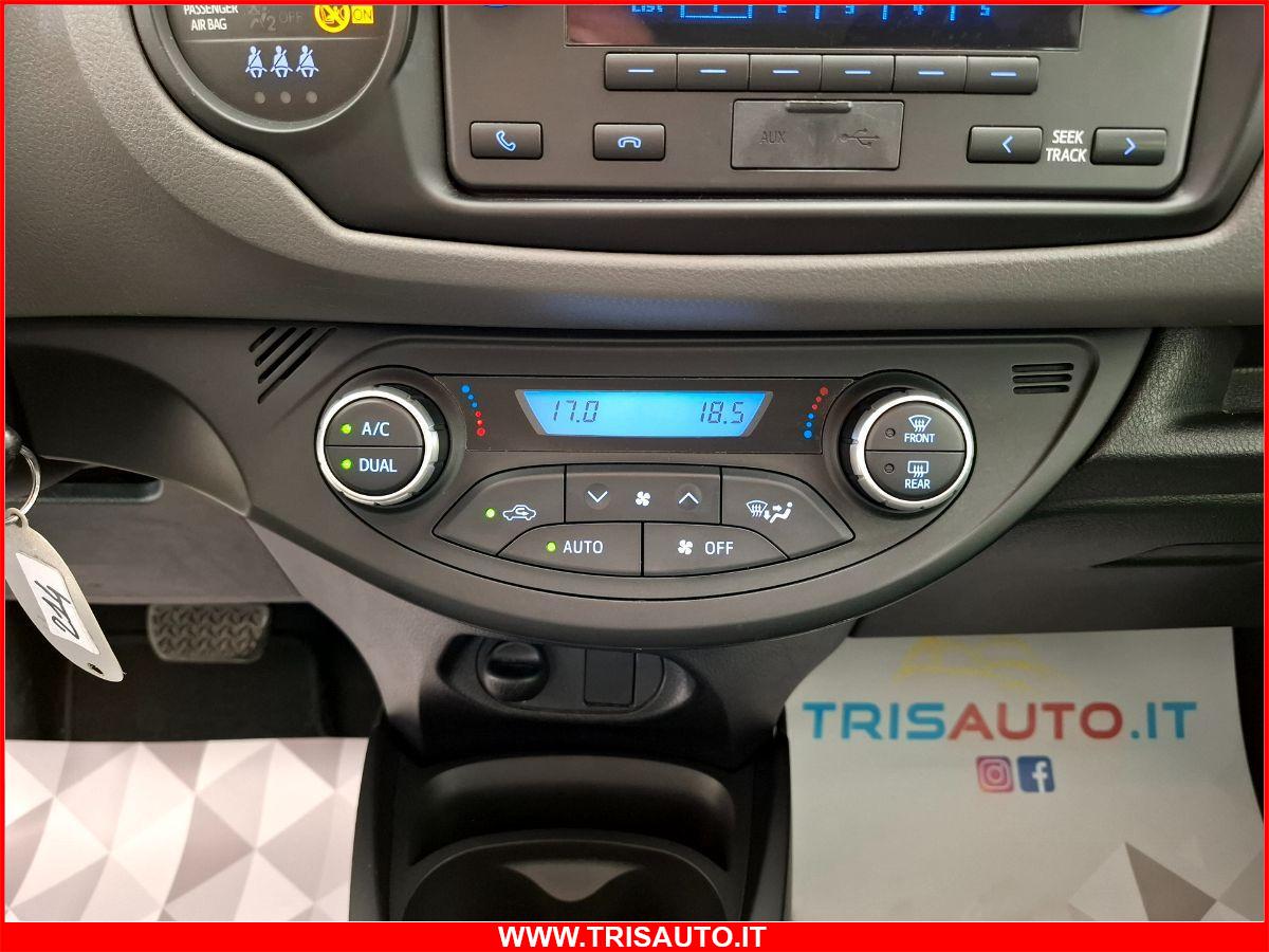 TOYOTA Yaris 1.5 Full Hybrid Aut. Cool 5p. NEOPATENTATI