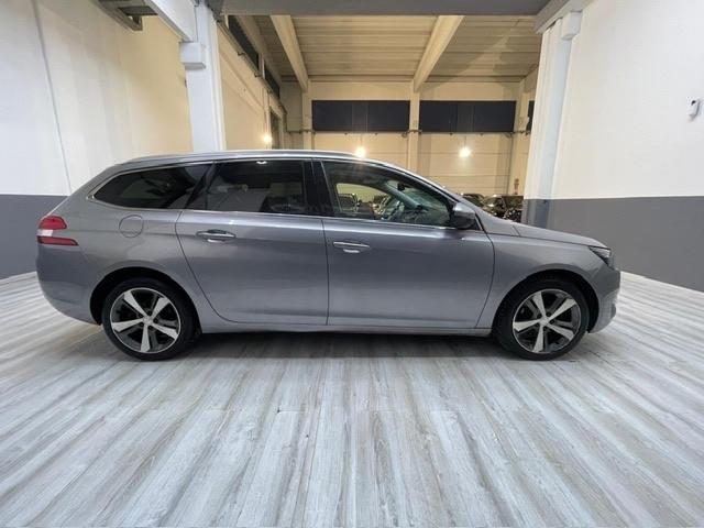 Peugeot 308 BlueHDi 120 S&S EAT6 SW Allure