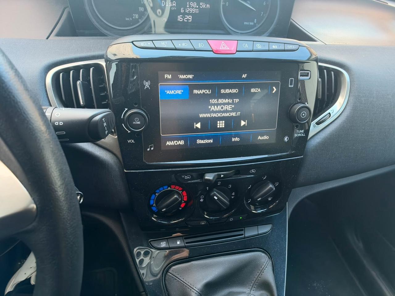 Lancia Ypsilon 2022 1.2 69 CV 5 porte GPL ORIGINALE Gold