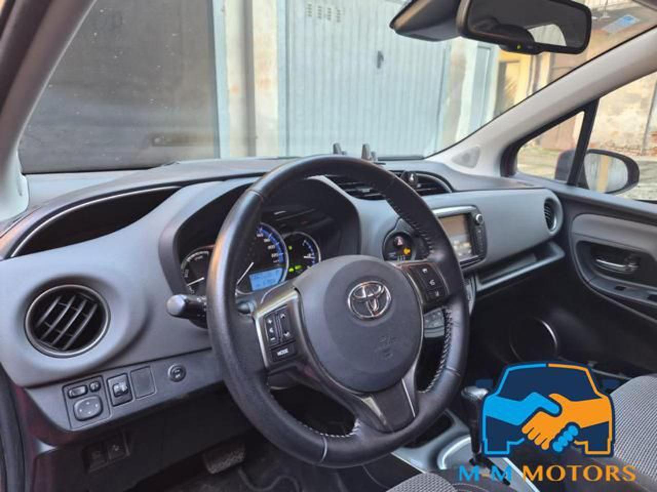 TOYOTA Yaris 1.5 Hybrid 5 porte Active- CAMBIO AUTOMATICO-