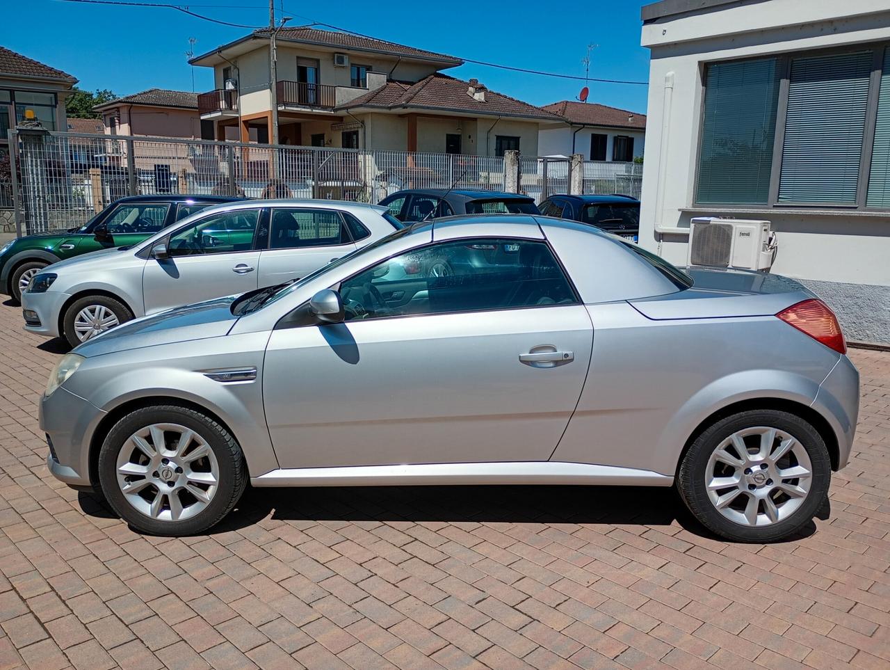 Opel Tigra TwinTop 1.4 16V Sport