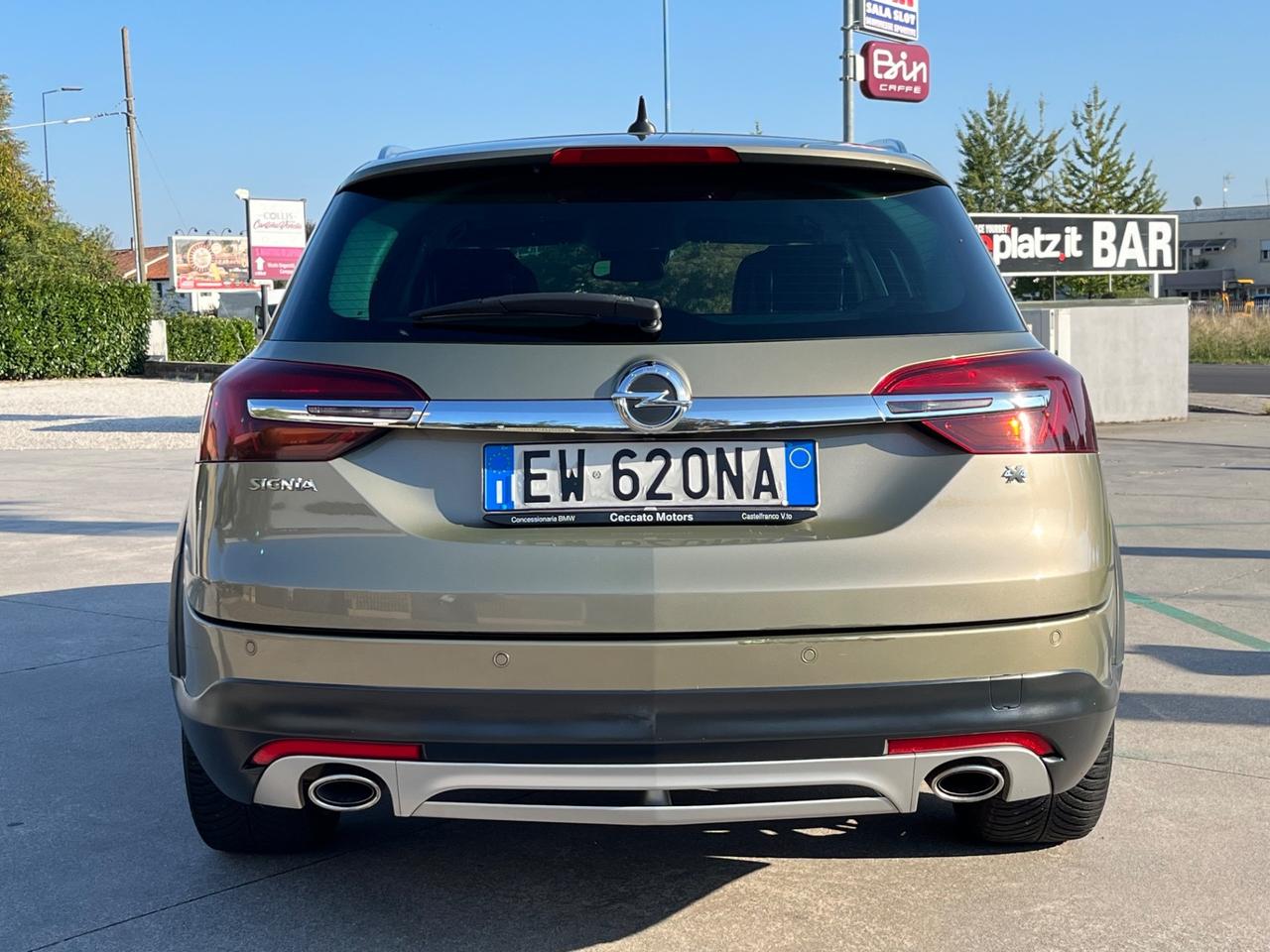 Opel Insignia SPORTS TOURER 4X4