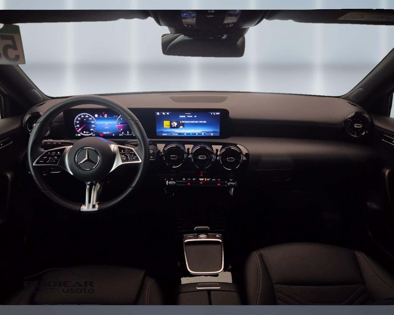 Mercedes-Benz Classe A - W177 2023 - A 180 d Advanced auto