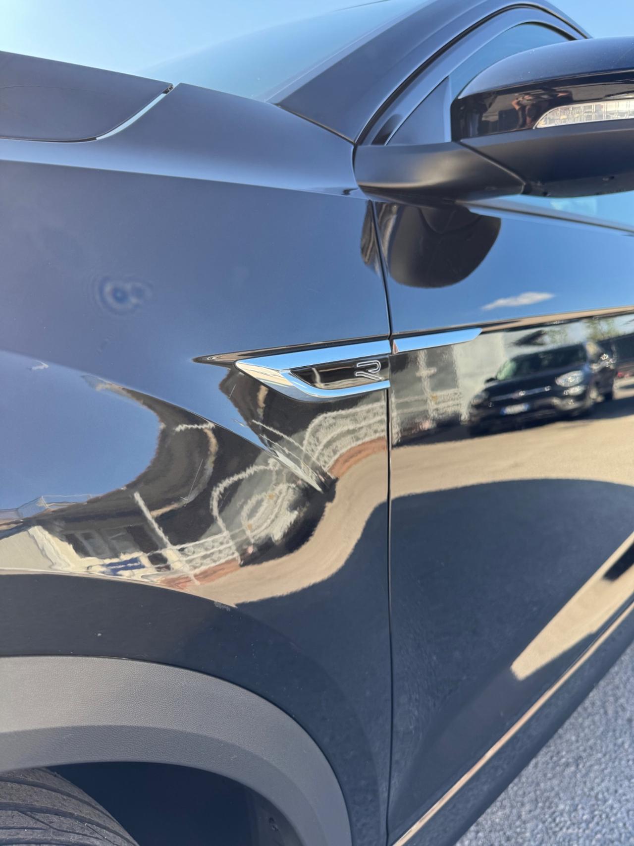 Volkswagen T-Roc 1.0 TSI R-Line 2024