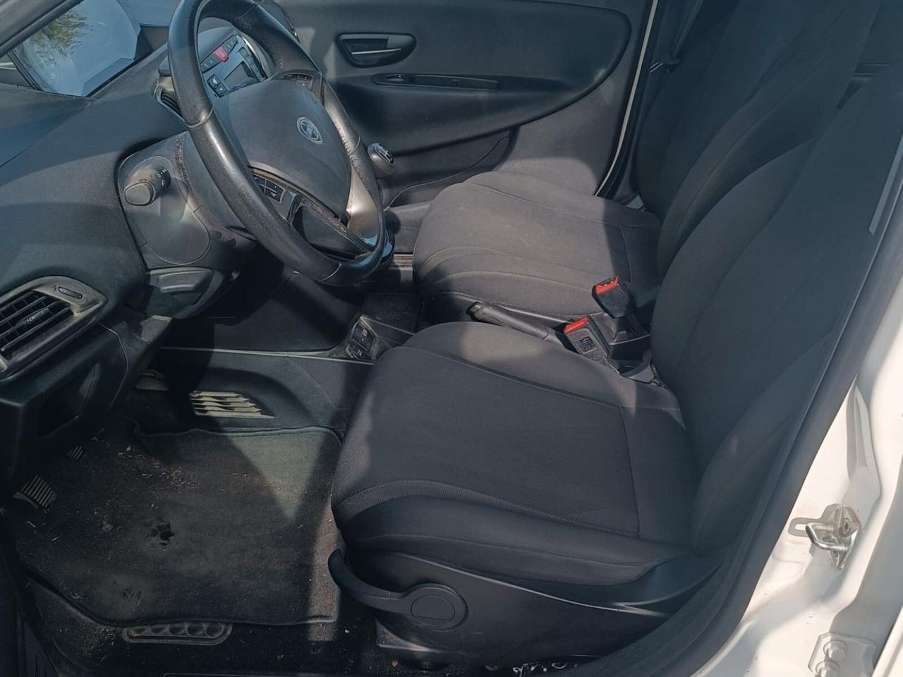 Lancia Ypsilon 1.2 69 CV 5 porte GPL Ecochic Elefantino Blu
