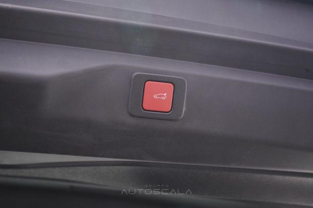 PEUGEOT 3008 1.2 Hybrid 136cv e-DCS6 GT