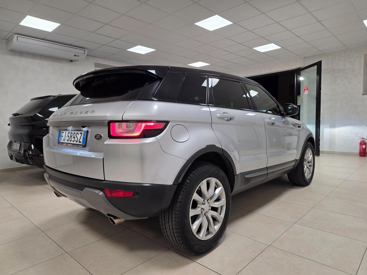 Land Rover Range Evoque 2.0 TD4 150 CV 5p. SE