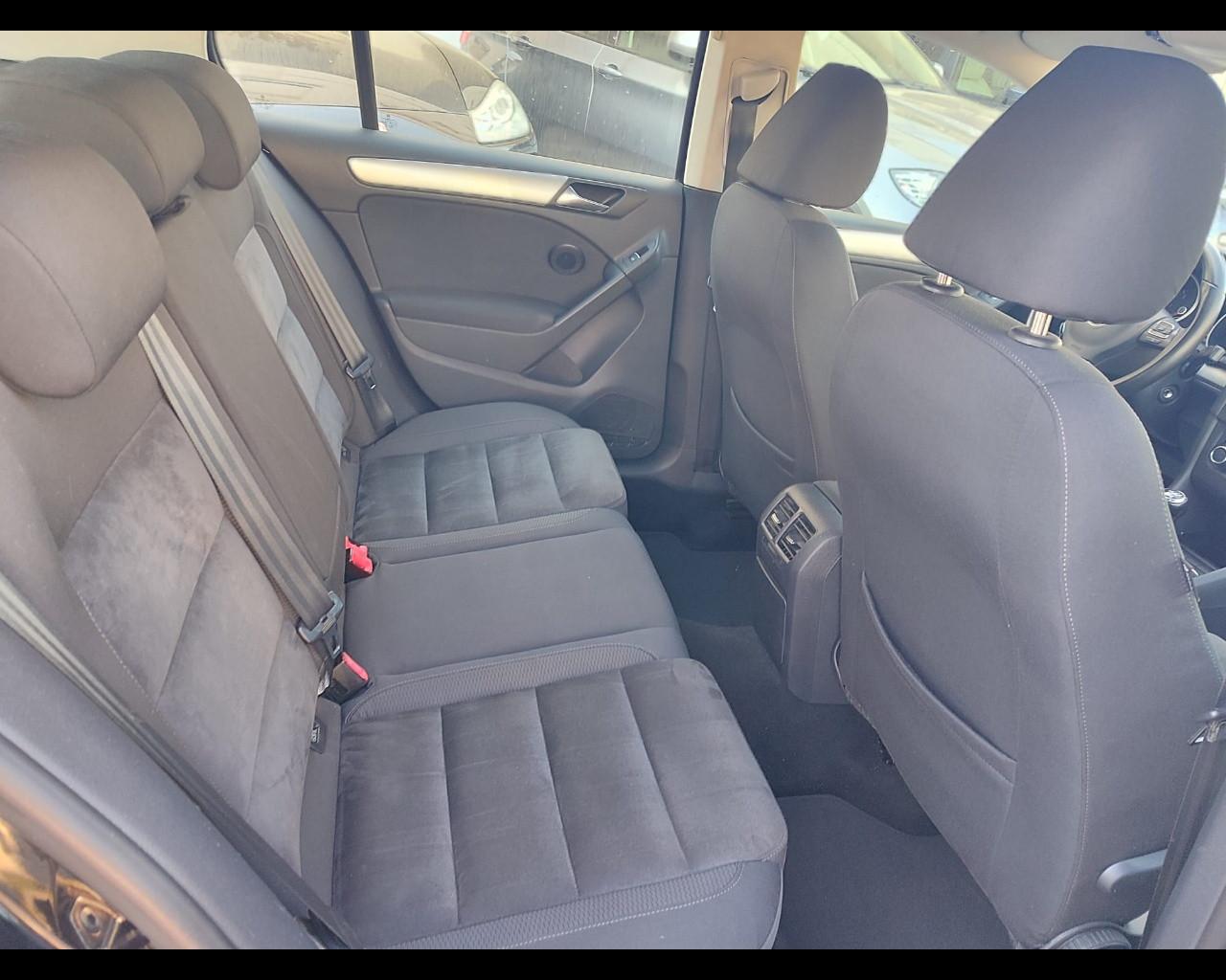 VOLKSWAGEN Golf 6ª serie - Golf 2.0 TDI 140CV DPF 4m. 5p. Highline