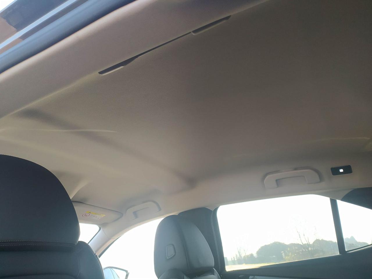 DS DS 4 Crossback Cross Trocadero 1.5 Blue H #8276