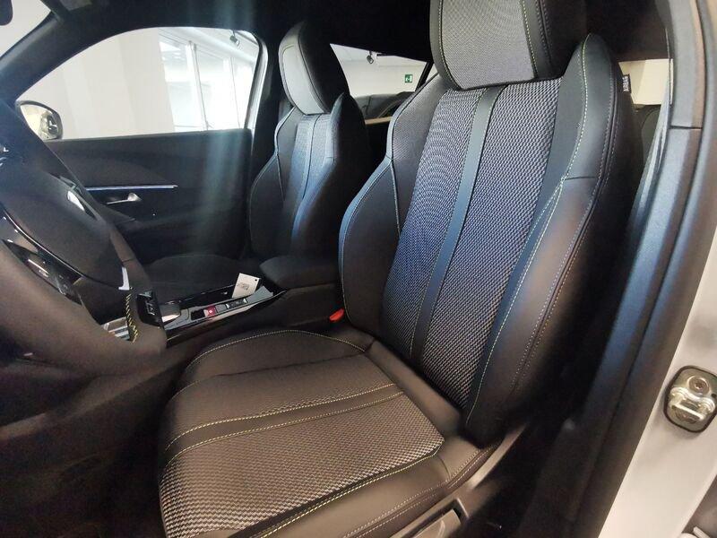 Peugeot 2008 Hybrid 145cv e-DCS6 GT auto