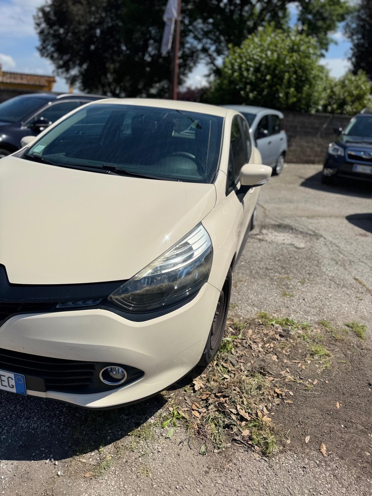 Renault clio